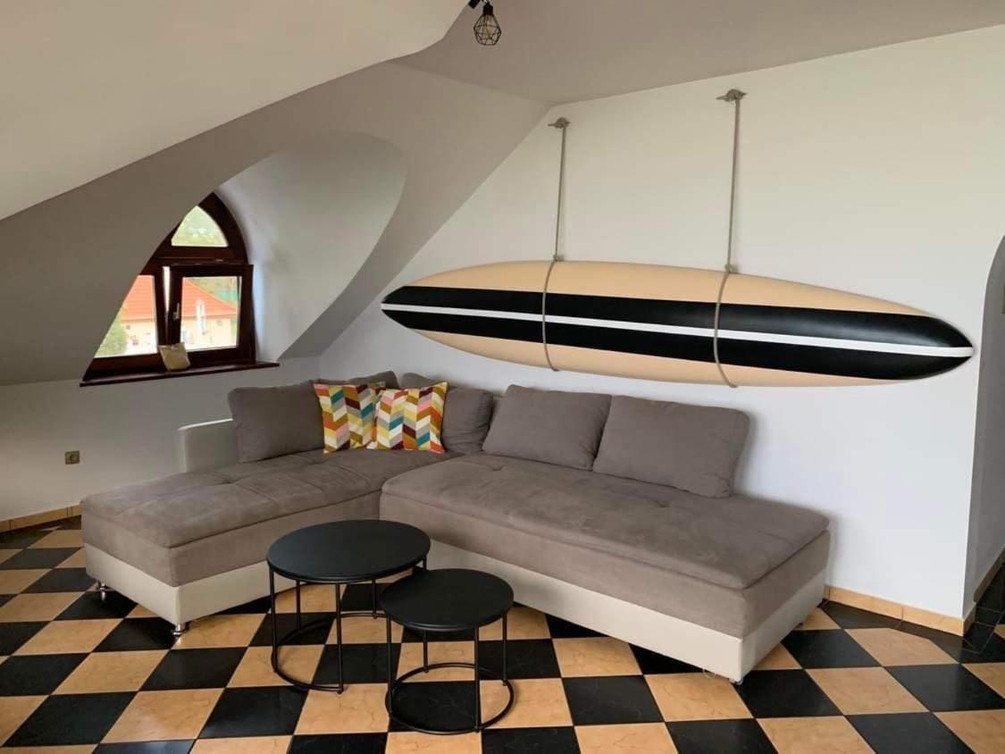 Szines Panorama Apartman بالاتوليلّي المظهر الخارجي الصورة