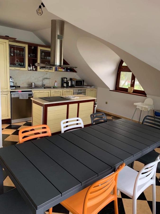 Szines Panorama Apartman بالاتوليلّي المظهر الخارجي الصورة